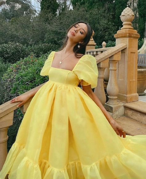 Selkie ™ on Instagram: “@taramilktea sunshine in a bottle! This color is sold out but we do have it in baby 🍌 which is tagged!!” Yellow Frock, Corset Fashion Outfits, Indian Bridesmaid Dresses, Crop Top Lehenga, Casual Frocks, Aesthetic Dress, Stylish Short Dresses, Corset Fashion, Traditional Indian Outfits