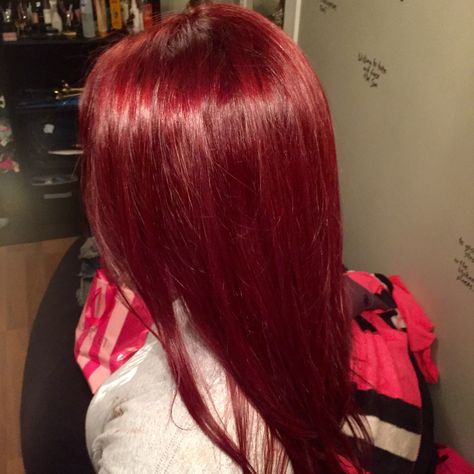 Very Dark Red Hair, Colored Hair Inspiration, Red Hair Dyed, Highlight Hair Ideas, Red Dyed Hair, Blood Red Hair, Red Hair Aesthetic, Red Hair Dye, Red Hairstyles