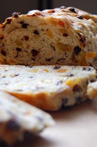 Dried Fruit Bread Apricot Loaf, Fruit Sponge Cake, Fruit Bread Recipes, Dried Fruit Recipe, A Loaf Of Bread, Artisan Bread Recipes, Fruit Bread, Loaf Of Bread, Nut Bread