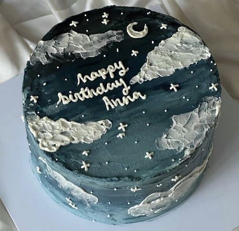 Starry Birthday Cake, Moon Cakes Aesthetic, Moon Themed Cake Aesthetic, Blue Vintage Cake Aesthetic, Simple Space Cake, Space Themed Cakes, Classy Cake Designs, Star Cake Aesthetic, Universe Cake Ideas