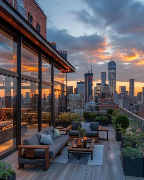 Dream New York City Loft? 🗽 - By: @luxrevive - #modernhomes #modernhome #modernarchitecture #villa #haus #interiorlove #dreamhouse… | Instagram Boston Condo, Apartamento New York, Penthouse Aesthetic, Appartement New York, Nyc Penthouse, Modern Penthouse, New York Penthouse, Dream Life House, Apartment View