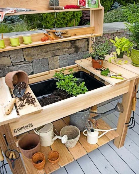 25+ DIY Potting Bench Plans & Ideas To Beautify Your Garden Potting Bench Ideas, Pallet Garden Benches, Diy Potting Bench, Potting Bench Plans, Outdoor Potting Bench, Plants And Gardening, Potting Tables, Potting Table, Bench Diy