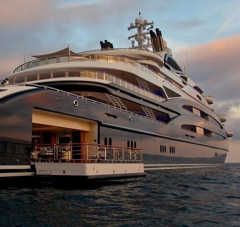 History Supreme Yacht, Success Definition, Yacht World, Lifestyle Entrepreneur, Status Symbol, Dream Life House, Private Yacht, Dream Vacations Destinations, Yacht Interior