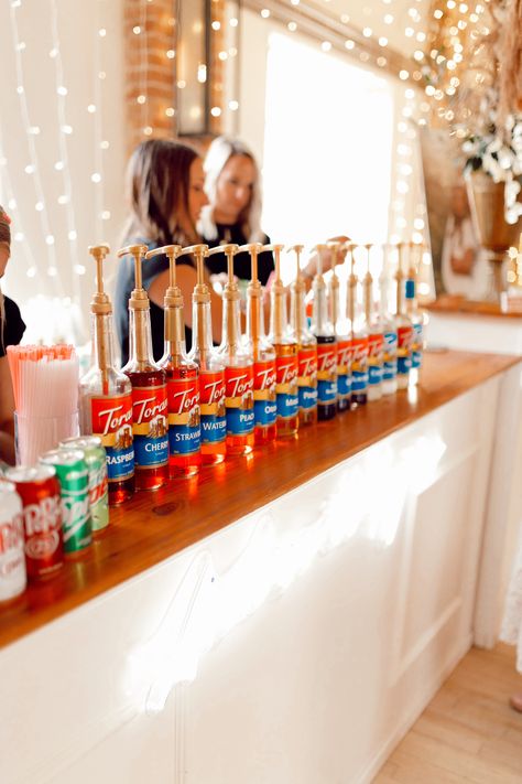 #clubsoda #clubsodaut #utahdrinks #utahsoda #utahsodabar #utahdrinkbar #sodabarcatering #utsodabarcatering www.clubsodaut.com Soda Wedding Bar, Soda Bar At Wedding, Soda Station Wedding, Soda Bar Drink Stations Wedding Ideas, Soda Bar Wedding Drink Stations, Wedding Soda Bar, Soda Bar Drink Stations, Soda Bar Wedding, Utah Soda