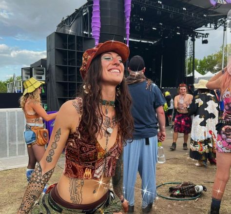 Usa, uk, canada, United States, Australia, itly, Heady Festival Outfit, Rave Boho Outfits, Rave Outfits Nocturnal, Boomtown Outfit Ideas, Music Festival Campsite, Whimsigoth Festival Outfits, Wook Outfits Festival, Wakaan Festival Outfits, Trippy Festival Outfits