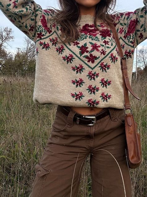 caffeinatedcowgorl Granola Western Aesthetic, Western Granola Outfits, Granola Cowgirl, Cold Western Outfit, Granola Western, Thrift Manifest, Granola Outfits, Thrift Style, Wardrobe Pieces