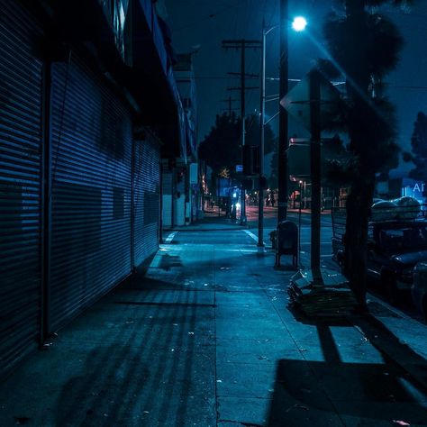 L Wallpaper, Dark City, Dark Paradise, Night Vibes, Blue Hour, Night City, Night Aesthetic, City Aesthetic, Urban Landscape