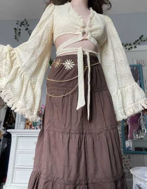 Fairy Aesthetic Clothes Dresses, Bohemian Aesthetic Clothes, Cottage Core Aesthetic Outfit Summer, Fairy Outfit Casual, Sea Witch Outfit Aesthetic, Summer Outfits Goblincore, March Aesthetic Outfit, Fairycore Style Outfits, Cottagecore Aesthetic Outfits Spring