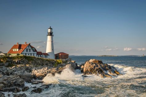 Light Core Aesthetic, Light Blue Landscape, Seaside Aesthetic, East Coast Aesthetic, Coast Landscape, Seaside Landscape, Seaside City, Portland Head Light, Light House