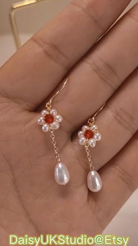 Handmade pearl earrings in 2022 | Handmade jewelry tutorials, Bridal jewelry diy, Diy jewelry videos Handmade Pearl Earrings, Diy Jewelry Videos, Anting Manik, Diy Jewelry Set, Earrings Diy Handmade, Diy Earrings Easy, Diy Wire Earrings, Diy Jewelry Earrings, Beaded Earrings Diy