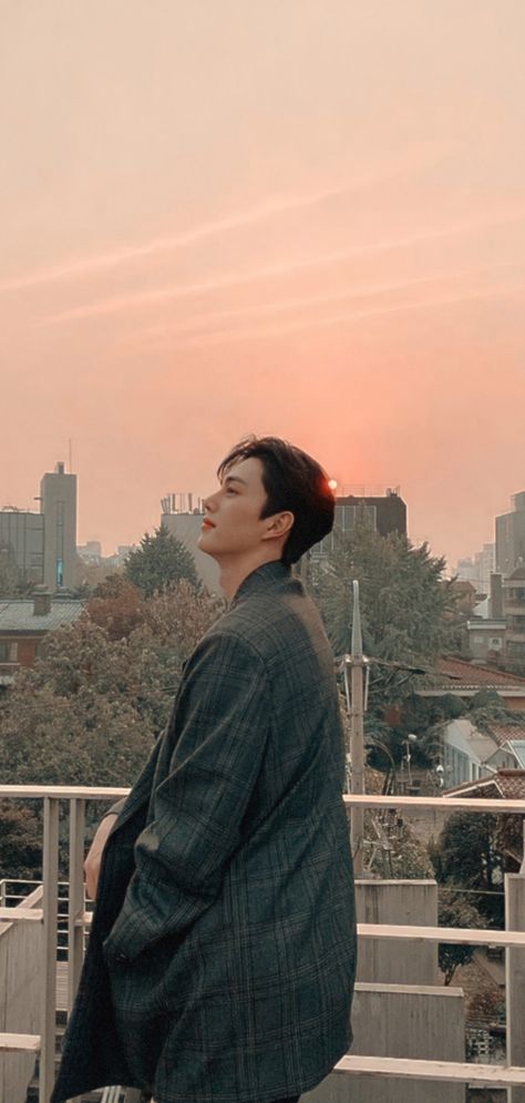 Song Kang Boyfriend Material, Song Kang Wallpaper, Wallpaper Song, Kang Song, In Boyfriend Material, Son Kang, Actor Kdrama, Kang Ho Song, Song Kang Ho