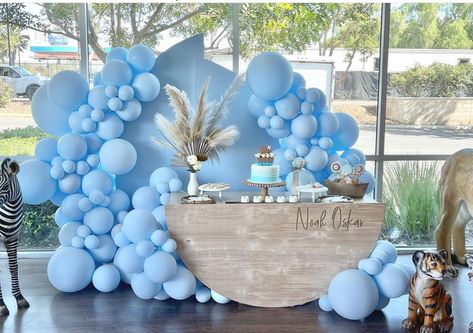 Noahs Ark Party, Noahs Ark Baby Shower, Baby Shower Brunch, Noah S Ark, Birthday Party Theme Decorations, Birthday Balloon Decorations, Noahs Ark, Balloon Art, Welcome Baby