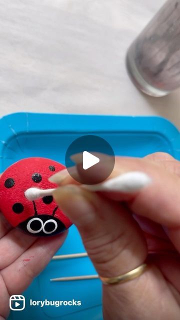 Painted Rock Snake Ideas, Ladybug Diy Crafts, Painted Ladybug Rocks, Ladybug Rocks Painted, Ladybug Rock Painting, Ladybug Painted Rocks, Ladybug Painting, Lady Bug Painted Rocks, Ladybug Rocks