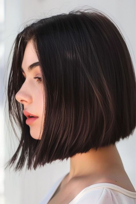 A-Line Bob Straight Hairstyle. Short Bob Hairstyles Straight, A Line With Bangs, Short Hair Straight Cut, Short Bob Black Hair, A Line Bob Medium, Straight Lob Haircut, Bob Panjang, Straight Bob Cut, One Length Hair