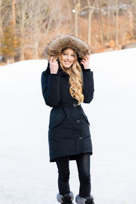 Canada Goose Women Outfits, Canada Goose Outfit, Canada Goose Rossclair Parka, Canada Goose Trillium Parka, Parka Outfit, Canada Goose Parka, Canada Goose Women, Best Winter Coats, Fur Hood Jacket