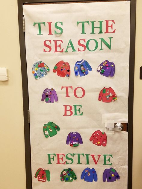 Ugly Sweater Door we created in Preschool. Christmas Sweater Door Decoration, Ugly Christmas Sweater Door Decoration, Ugly Sweater Classroom Door, Ugly Sweater Door Decorating Ideas, Ugly Sweater Door, Christmas Decorating Contest, Kindergarten French, School Hallway Decorations, Door Decoration Christmas