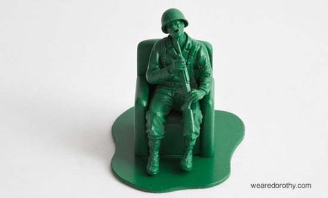 Plastic army men struggle with PTSD in British artists' ode to Colorado Springs soldiers Army Men Toys, Plastic Army Men, Green Army Men, Sweet Station, Drunk Driving, Halloween Toys, Green Toys, Army Men, Sculpture Installation