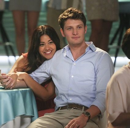 Michael Jane The Virgin, Brett Dier, Jane And Michael, Tv Show Couples, Gina Rodriguez, Celebrity Friends, Dream Husband, Casting Pics, Jane The Virgin