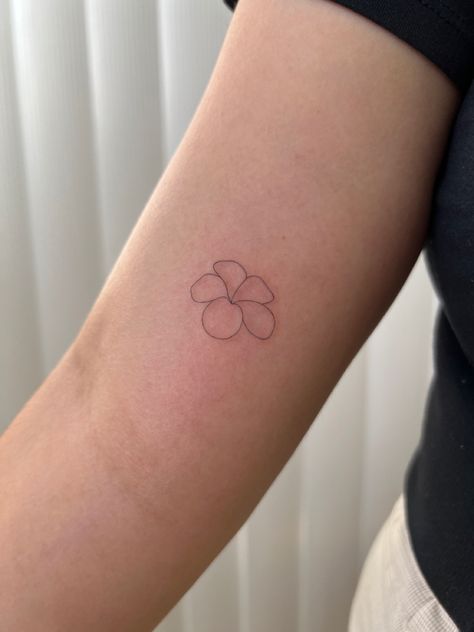 kalachuchi, frangipani, tattoo, minimalist, fine line tattoo, Kalachuchi Flower Tattoo, Fragapani Flower Tattoo, Frangi Pani Tattoo, Kalachuchi Tattoo, Frangapenni Tattoo, Beach Travel Tattoo, Travel Fine Line Tattoo, Frangipani Tattoo Fine Line, Fine Line Frangipani Tattoo