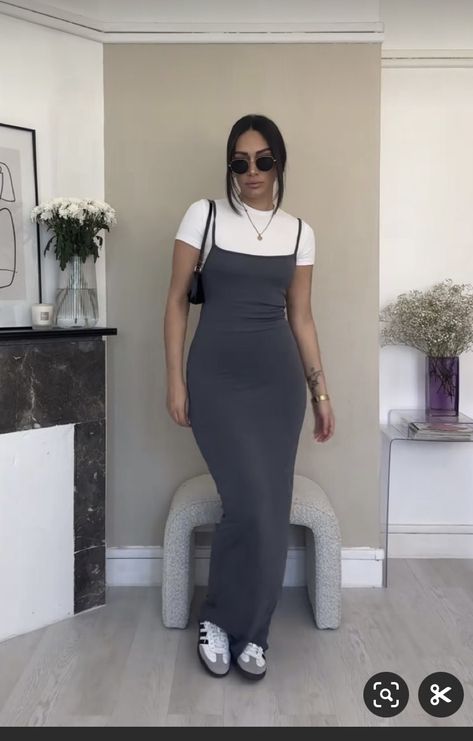 Long Dress With Undershirt, Modest Bodycon Dress Outfit, Long Tight Dresses Casual, How To Style Bodycon Dress, Casual Bodycon Dress Outfit, Shirt Under Dress Outfit, Long Tight Dresses, Shirt Under Dress, Body Con Dress Outfit