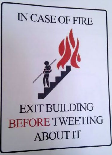 In Case Of Fire funny quotes quote jokes lol funny quote funny quotes funny sayings joke humor twitter tweet Social Media Humor, Bad Humor, Cnc Plasma, E Card, Funny Signs, A Sign, I Smile, Bones Funny, Good Advice