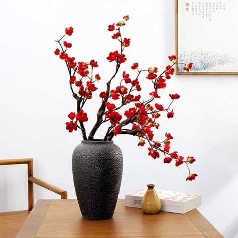 Chinese New Year Home Decor, Chinese New Year Decorations Home, Japanese Marriage, Chinese Plum Blossom, Tet Decoration, Floor Vase Fillers, Flower Home Decoration, Chinese Dinner, Tet Holiday