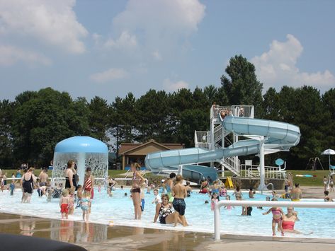 Public Pool, Pool Aesthetic, Indoor Water Park, Nostalgia Aesthetic, Indoor Waterpark, Last Day Of Summer, Public Park, Summer Pool, Summer Bucket Lists