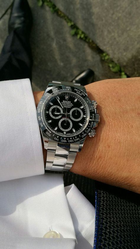 Daytona Rolex Men, Audemars Piguet Men, Rolex Cosmograph Daytona, Watches Rolex, Mens Sport Watches, Rolex Men, Rolex Watch, Stylish Watches, Rolex Daytona