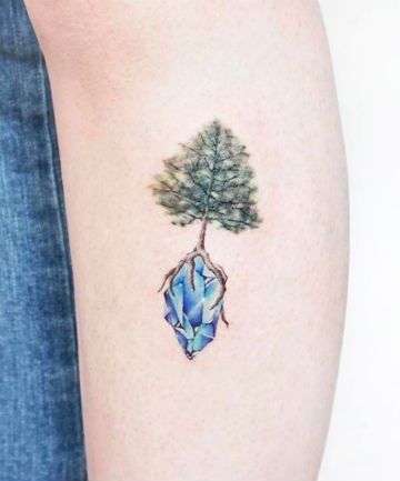 Sapphire with Flowers, 21 Gemstone Tattoos So Pretty You Won't Need Jewelry Anymore - (Page 9) Zwilling Tattoo, Gem Tattoo, Crystal Tattoo, Witch Tattoo, Beautiful Tattoo, Sister Tattoos, Friend Tattoos, Tree Tattoo, Tattoos For Women Small