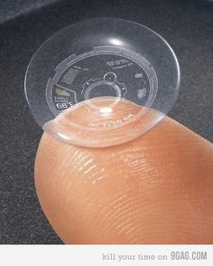 Las lentillas del futuro-The future contact lenses Future Technology Gadgets, Les Lolirock, Teknologi Futuristik, Tech Gadgets Technology, Future Technology Concept, Eksterior Modern, Teknologi Gadget, Future Gadgets, Tech Aesthetic