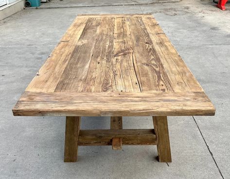 Unique Dining Table, Rustic Farmhouse Dining Table, Unique Dining Tables, Dining Table Wood, Reclaimed Wood Dining Table, Furniture Unique, Farmhouse Dining Table, Kitchen Dining Tables, Dining Table Top