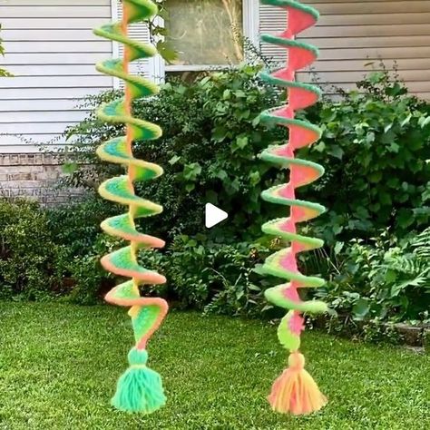 Yarnspirations on Instagram: "In a daze watching these beautiful wind spinners 😵  Pattern: Crochet Wind Spinners by @crochetingbycarolannsdaughter  Yarn: @redheartyarns Super Saver in Retro Stripe  #Reel #YarnCrafts #BackyardDecor #SummerDecor #Handmade #MakerLife #CreativeCrafts #SummerYarn #NeonYarn #CrochetCute #CreateMakeShare #RedHeartYarns #Yarnspo" Summer Yarn, Super Saver, Red Heart Yarn, Retro Stripes, Wind Spinners, Crochet Home, Backyard Decor, Pattern Crochet, Yarn Crafts