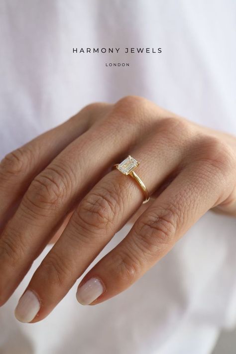 Gold Ring Rectangle Diamond, Squared Engagement Ring, Wedding Rings Engagement Timeless, Minimalist Rectangle Engagement Ring, Gold Minimal Wedding Ring, Emerald Cut Small Engagement Ring, Engagement Rings Gold Minimalist, Square Engagement Rings With Wedding Bands, Small Emerald Cut Wedding Ring