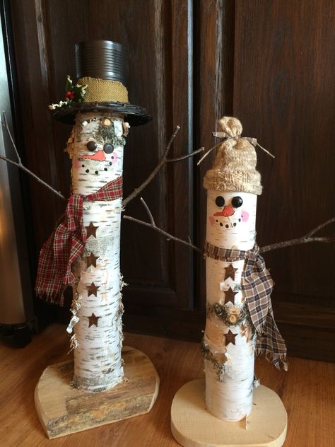 Birch Tree Projects, Birch Log Snowman, Birch Branch Ideas, Birch Christmas Decor, Birch Projects, Birch Tree Decor Christmas, Log Snowman, Birch Wood Crafts, Birch Tree Decor