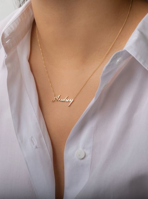 14k Gold Script Name Necklace | ZOE LEV Beautiful Script Fonts, Sterling Silver Name Necklace, Heart Symbol, Name Jewelry, Script Font, Necklace Sizes, Name Necklace, Chain Lengths, A Heart