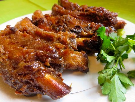 Honey Garlic Gluten Free Spare Ribs Fried Spare Ribs, Gluten Free Baked Beans, Garlic Ribs Recipe, Cooking Spare Ribs, Sticky Ribs Recipe, Garlic Ribs, Pork Spare Ribs Recipe, Honey Garlic Ribs, Rib Sauce