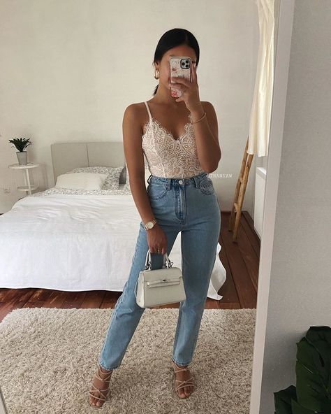 Outfit Inspirations Curvy Petite, Jean Party Outfits, Frühling Outfit, Outfits Frühling, Mom Jeans Outfit Summer, Mum Jeans, Casual Party Outfit, Date Outfit Summer, Outfit Top