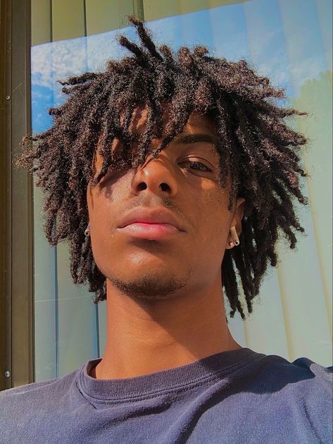 Black Hair Cuts, Cute Dreads, Dreadlock Hairstyles For Men, Black Men Haircuts, Short Locs Hairstyles, Dreadlock Styles, Black Men Hairstyles, Hair Twist Styles, Hair Locks