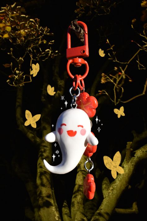 Hu Tao Ghost, Ghost Keychain, Clay Keychain, Tanah Liat, Clay Diy Projects, Clay Crafts Air Dry, Hu Tao, Polymer Clay Diy, Cute Clay