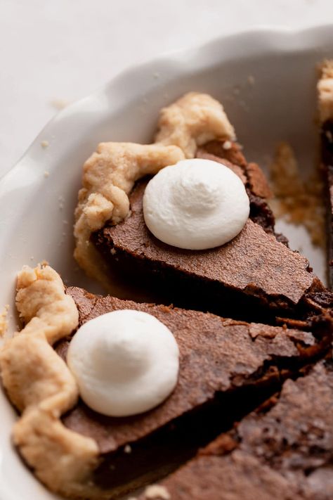 Chocolate Chess Pie Recipe, Chess Pie Recipe, Chocolate Chess Pie, Brownie Pie, Frozen Pie Crust, Chess Pie, Chocolate Custard, Making Whipped Cream, Frozen Pie