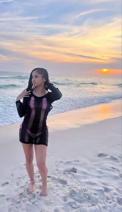 Ig Poses, Vacation Outfits Women, Cute Vacation Outfits, Summer Picture Poses, Mode Zara, Stylish Summer Outfits, Beach Wear Outfits, Cruise Outfits, Cute Bathing Suits