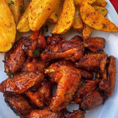 Sophie on Instagram: "Bbq chicken mixed wings and fried local potatoes: 3500 per portion of 6 call to order :08135018672" Fried Potatoes And Chicken, Wings And Fries, Wings Bbq, Barbecue Chicken Wings, Bbq Chicken Wings, Bbq Wings, Potato Dinner, Nice Food, Fried Chicken Wings