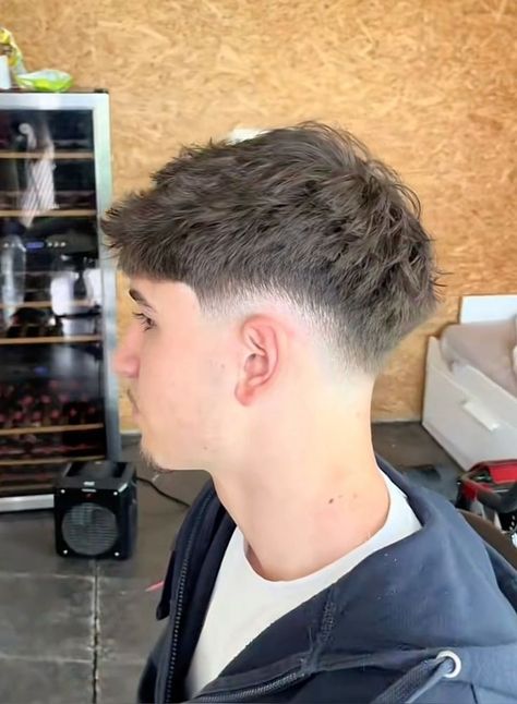 Short Hair Taper, Mens Fade Haircut, Tapper Fade, Mens Haircuts Thick Hair, Memes Funny Hilarious, Taper Fade Short Hair, Cat Memes Funny, Fade Haircut Curly Hair, Low Taper Fade Haircut