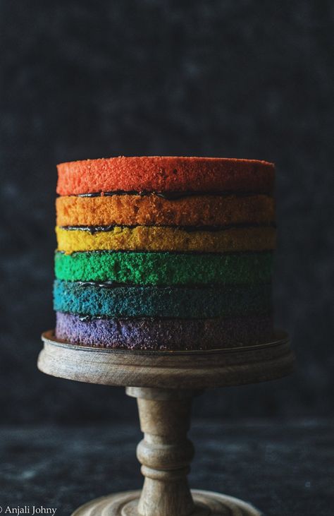 Rainbow Layer Cake, 7 Inch Cake, Rainbow Layer Cakes, Vanilla Sponge Cake, Layer Cake Recipes, Vanilla Sponge, Rainbow Food, Cake Photography, Sweet Pastries