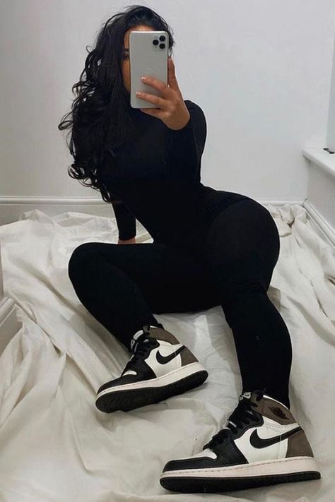 All Black Outfit Ideas Baddie, Sneaker Fits, Fits 2023, Overalls Outfits, Women Long Sleeve Jumpsuit, Ig Pics, Pics Inspo, Feminine Fashion, Fashion Closet