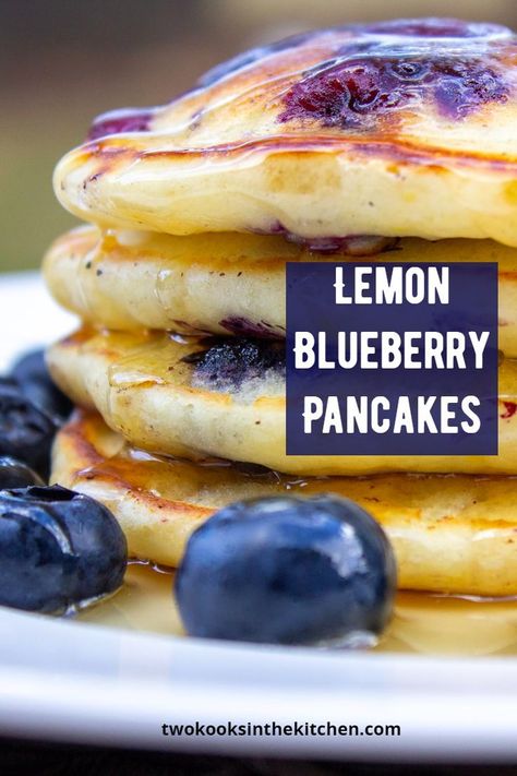 Lemon Blueberry Pancakes, Lemon Pancakes, Blueberry Pancakes Recipe, Blueberry Buckle, Homemade Pancake Recipe, Breakfast Sweets, Blueberry Pancakes, Blueberry Recipes, Fluffy Pancakes