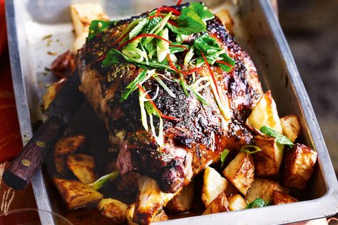 Here's a perfect example of what Australians do best, matching sensational local lamb with Asian flavours. Mint Sauce Recipe, Lamb Roast Recipe, Christmas Spread, Garlic Spread, Roast Lamb Leg, Potatoes In Microwave, Roast Lamb, Easter Lunch, Lemon Potatoes