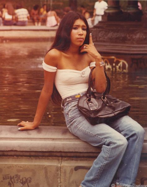 1970 Style, 70s Mode, Vintage Street Style, 60s 70s Fashion, Fashion 70s, Jeans Street Style, 70s Inspired Fashion, Fashion Vogue, 70s Outfits