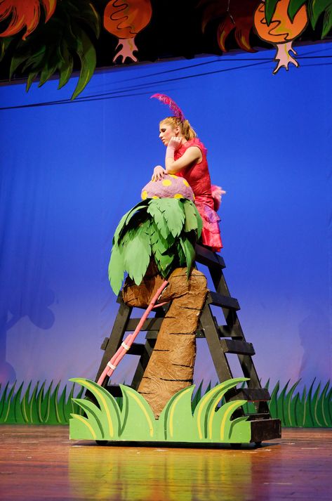 Performance of Seussical Jr, the 2010 RJ Grey Jr. High School musical. See http://sites.google.com/site/rjgreymusical Seussical Costumes, Book Backdrop, Destination Imagination, Theatre Props, Horton Hears A Who, Dr Suess, A Ladder, School Play, Theatre Costumes