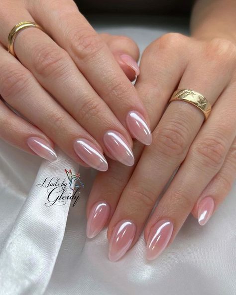 Paznokcie Hello Kitty, Pink Chrome Nails, Chrome Nails Designs, Nagellack Trends, Pink Ombre Nails, Nagel Tips, Casual Nails, Her Nails, Makijaż Smokey Eye